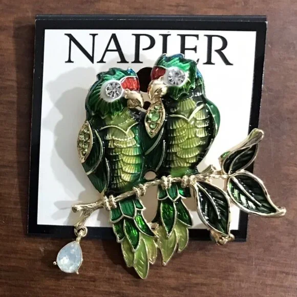 NAPIER Tropical Pair of Parrots Gold Green & Red Enamel Crystal Brooch Pin**NEW! - Picture 2 of 2